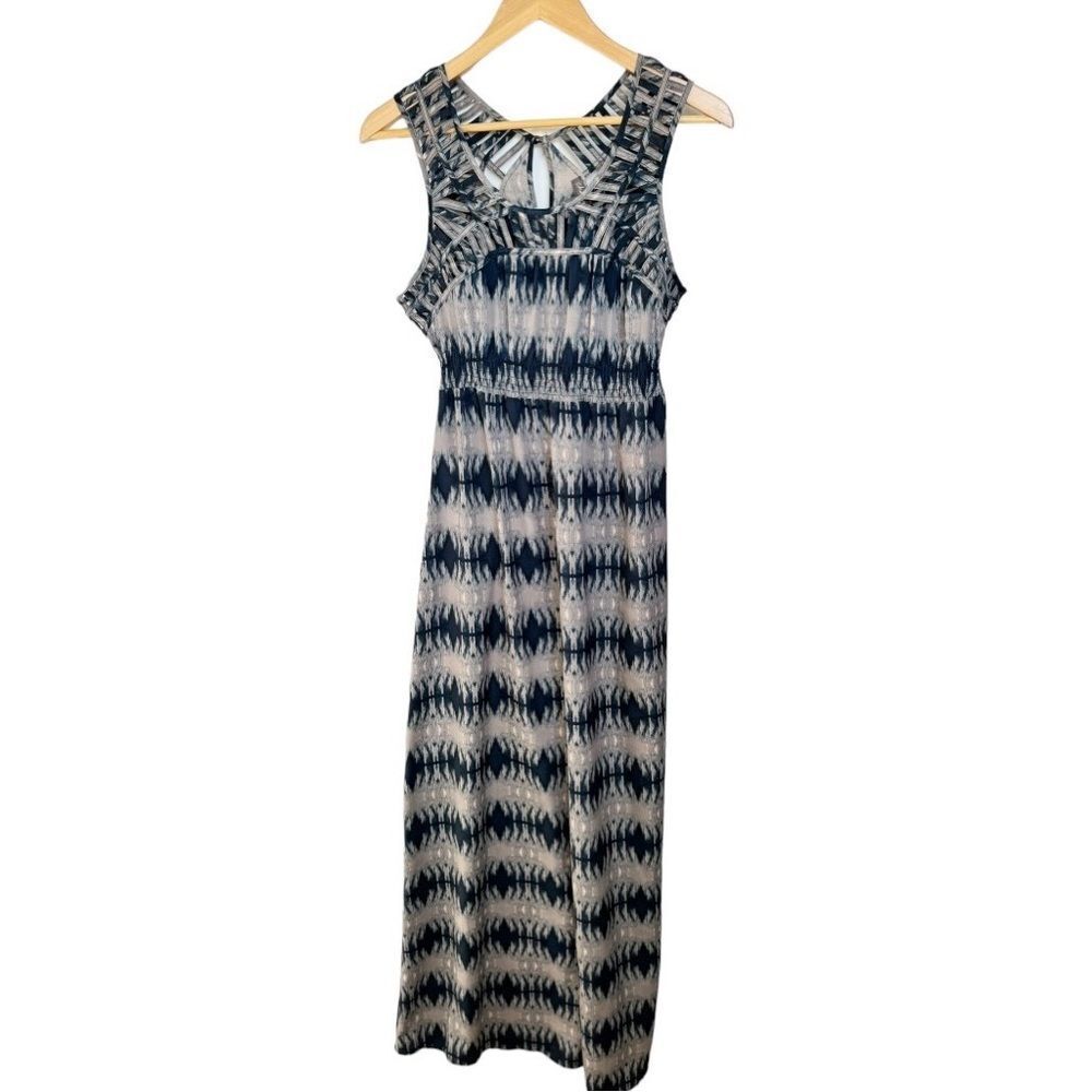Charlie Jade Sleeveless Lightweight Blue Smocked Cut Out Maxi Dress. Small.